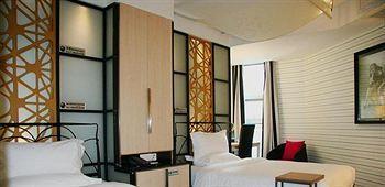 Zhengzhou Yujia Hotel Cultural Road Exterior photo
