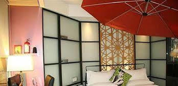 Zhengzhou Yujia Hotel Cultural Road Exterior photo